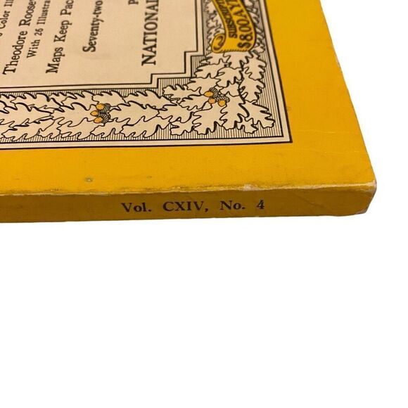 Vintage Natural Geographic Magazine from 1958 Vol CXIV Number 4 - Picture 9 of 9